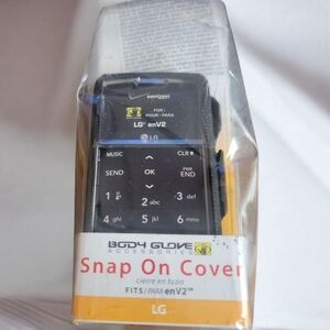LG enV2 Black Cell Phone with Body Glove Snap On Cover